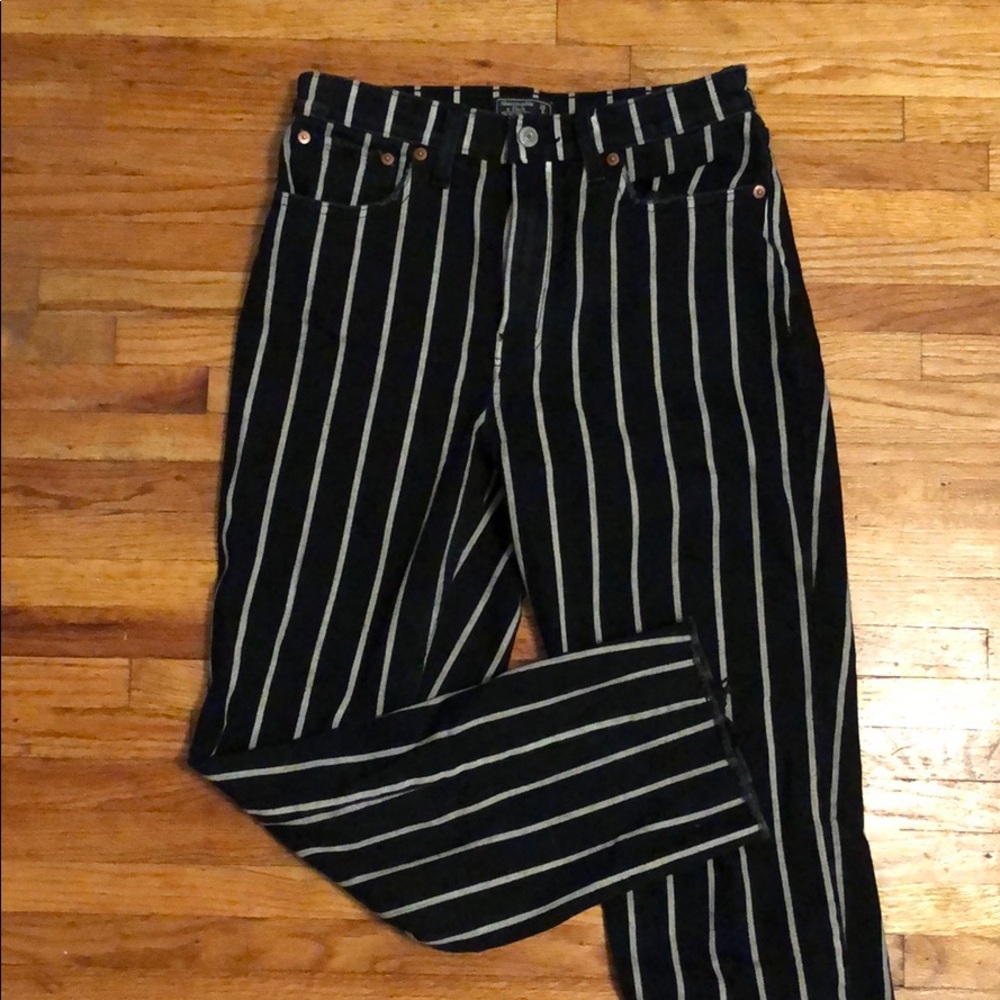 Abercrombie & Fitch Ankle Straight Jeans
